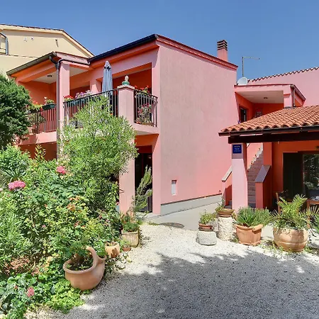 Apartment Milat Banjole